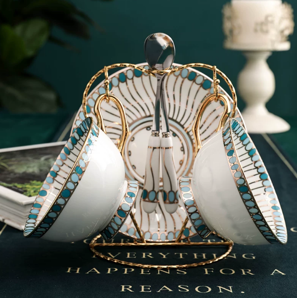 Conjunto Elegante de Xícara e  - Coffee Tea English avaliação e preço